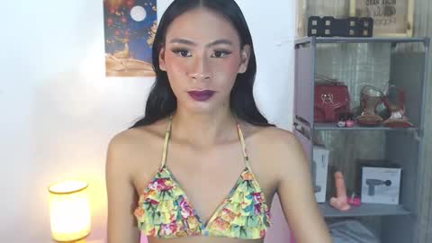 Kyla and Nian online show from 09-26-25, 02:48