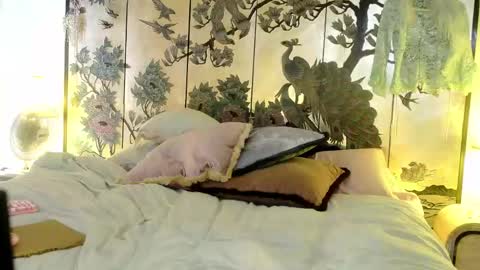 Snapshot of goddesssherry00 chatting on 02-09-26, 10:14 Goddess Sherry online show from 02-09-26, 10:14