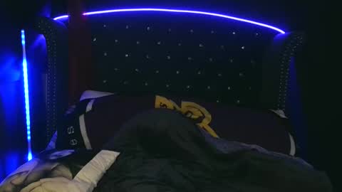 Snapshot of goddessyvette007 chatting on 02-20-26, 05:04 GoddessYvette007 online show from 02-20-26, 05:04