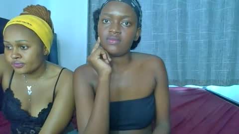 Snapshot of godess_lunah chatting on 05-25-26, 07:25 godess_lunah online show from 05-25-26, 07:25