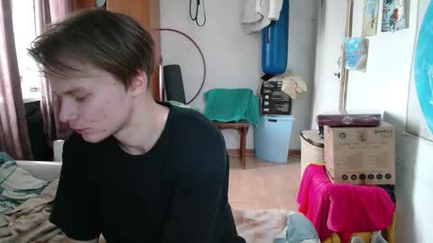 Snapshot of gofymcmouse chatting on 10-31-25, 10:38 Daniel online show from 10-31-25, 10:38