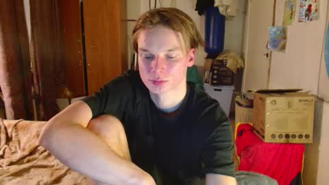 Snapshot of gofymcmouse chatting on 11-19-25, 09:26 Daniel online show from 11-19-25, 09:26