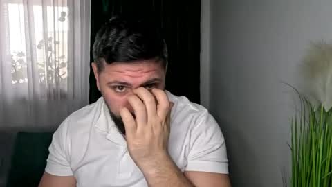 gold_alpha_boy online show from 04-17-26, 07:33