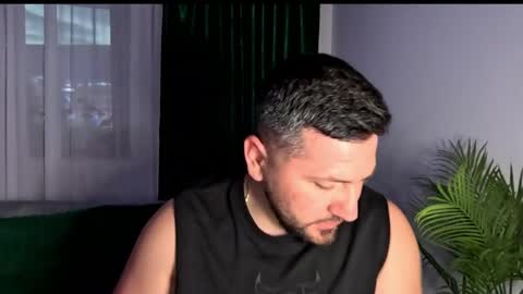 gold_alpha_boy online show from 06-17-26, 06:20