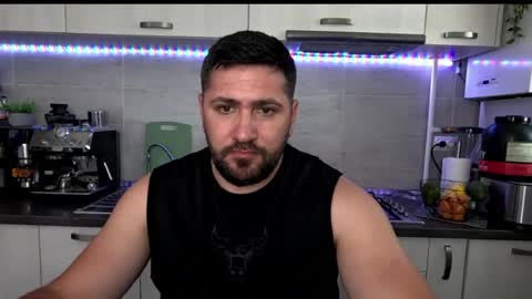 gold_alpha_boy online show from 06-18-26, 01:59