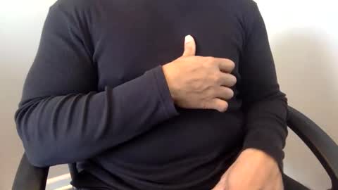 Snapshot of goldbreeze1 chatting on 02-19-26, 03:30 goldbreeze1 online show from 02-19-26, 03:30