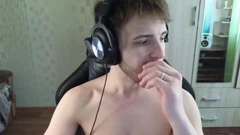 Golden boyyy21 online show from 03-13-26, 09:38