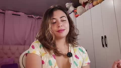 golden_gingerkitty online show from 06-18-26, 01:17