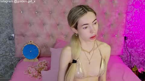 Snapshot of golden_girl__ chatting on 06-07-26, 01:43 golden girl online show from 06-07-26, 01:43
