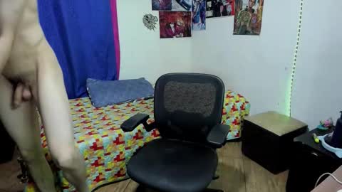 Snapshot of golden_ryan chatting on 02-20-26, 06:26 Jmmmm online show from 02-20-26, 06:26