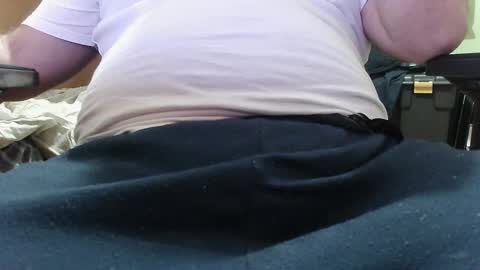 Snapshot of goldenboy_69_69 chatting on 01-11-26, 12:59 GoldenBoy69 online show from 01-11-26, 12:59