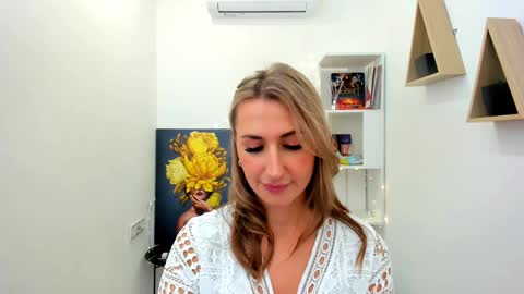 Olivia online show from 01-31-25, 06:35