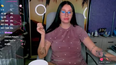 Polina online show from 10-20-25, 04:57