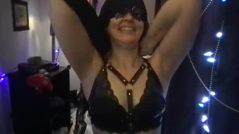 goldynsilvyrempress online show from 05-14-26, 02:51