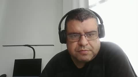Snapshot of gomezgonz5 chatting on 09-10-25, 11:43 gomezgonz5 online show from 09-10-25, 11:43