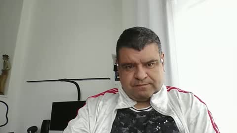Snapshot of gomezgonz5 chatting on 09-16-25, 09:54 gomezgonz5 online show from 09-16-25, 09:54