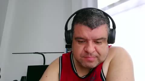 Snapshot of gomezgonz5 chatting on 09-18-25, 09:22 gomezgonz5 online show from 09-18-25, 09:22