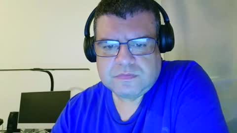 Snapshot of gomezgonz5 chatting on 09-19-25, 09:59 gomezgonz5 online show from 09-19-25, 09:59