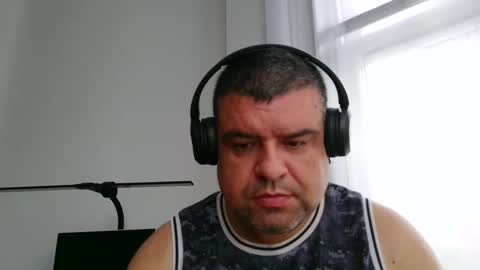 Snapshot of gomezgonz5 chatting on 10-08-25, 01:53 gomezgonz5 online show from 10-08-25, 01:53