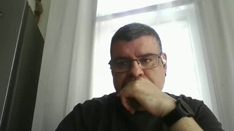 Snapshot of gomezgonz5 chatting on 10-12-25, 01:21 gomezgonz5 online show from 10-12-25, 01:21