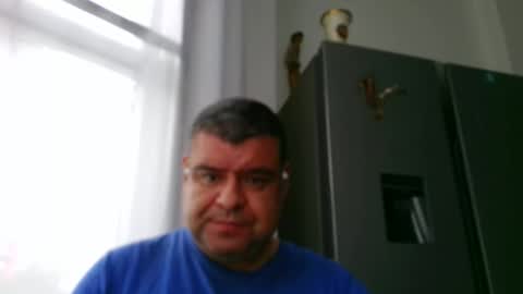 Snapshot of gomezgonz5 chatting on 10-14-25, 09:43 gomezgonz5 online show from 10-14-25, 09:43