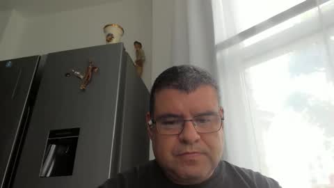 Snapshot of gomezgonz5 chatting on 10-17-25, 11:13 gomezgonz5 online show from 10-17-25, 11:13