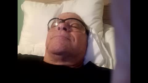 Snapshot of gonadalache chatting on 09-15-25, 12:32 gonadalache online show from 09-15-25, 12:32