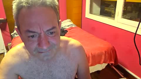 Snapshot of gonzalobilbaogon chatting on 03-03-26, 01:34 gonzalo online show from 03-03-26, 01:34