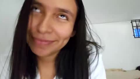 Snapshot of good_girl4_u1 chatting on 11-01-25, 06:21 salome online show from 11-01-25, 06:21