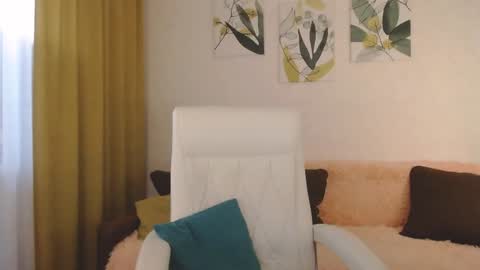 Snapshot of good_glamorgirl chatting on 12-13-24, 04:54 Good GlamorGirl online show from 12-13-24, 04:54