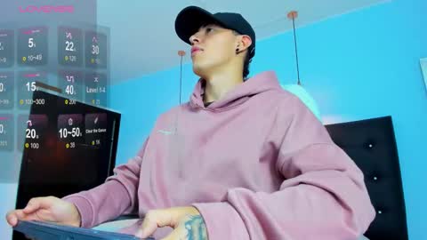 Snapshot of good_sheep chatting on 11-02-25, 02:47 good_sheep online show from 11-02-25, 02:47