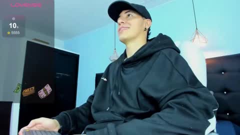 Snapshot of good_sheep chatting on 12-02-25, 03:45 good_sheep online show from 12-02-25, 03:45