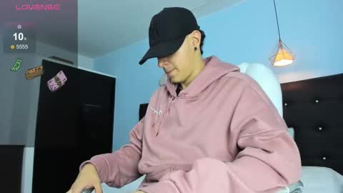 Snapshot of good_sheep chatting on 12-16-25, 03:55 good_sheep online show from 12-16-25, 03:55