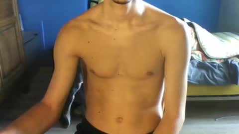 Snapshot of goodboy146 chatting on 10-21-25, 12:17 Goodboy online show from 10-21-25, 12:17