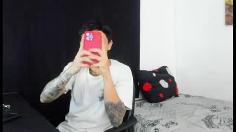 Snapshot of goodboy69i chatting on 02-18-25, 10:03 goodboy69i online show from 02-18-25, 10:03
