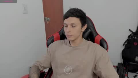 Snapshot of goodboy69i chatting on 10-01-25, 03:51 goodboy69i online show from 10-01-25, 03:51