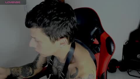 Snapshot of goodboy69i chatting on 11-15-25, 10:34 goodboy69i online show from 11-15-25, 10:34