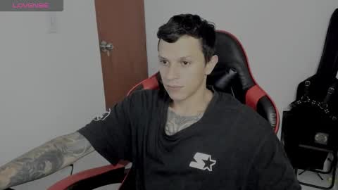 Snapshot of goodboy69i chatting on 11-20-25, 10:31 goodboy69i online show from 11-20-25, 10:31