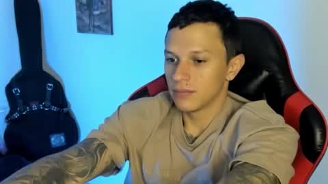 Snapshot of goodboy69i chatting on 02-15-26, 01:09 goodboy69i online show from 02-15-26, 01:09