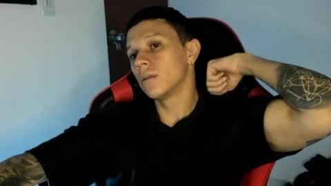 Snapshot of goodboy69i chatting on 06-09-26, 12:11 goodboy69i online show from 06-09-26, 12:11