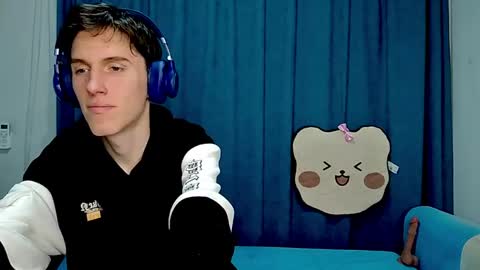 Luca online show from 04-21-26, 03:50