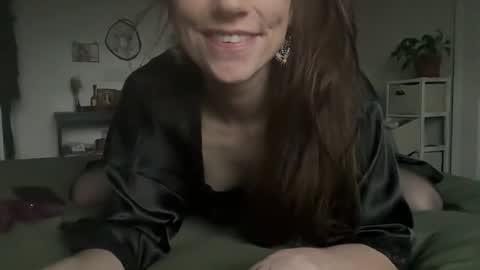 Snapshot of goodgirl6969696969 chatting on 03-27-26, 01:00 goodgirl6969696969 online show from 03-27-26, 01:00