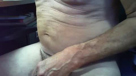 Snapshot of goodguy01960 chatting on 10-24-25, 06:15 goodguy01960 online show from 10-24-25, 06:15