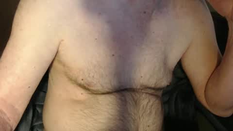 Snapshot of goodking999 chatting on 12-16-24, 05:38 goodking999 online show from 12-16-24, 05:38