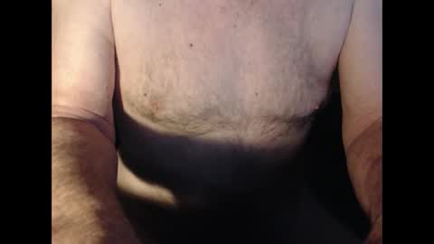 Snapshot of goodking999 chatting on 09-27-25, 09:42 goodking999 online show from 09-27-25, 09:42