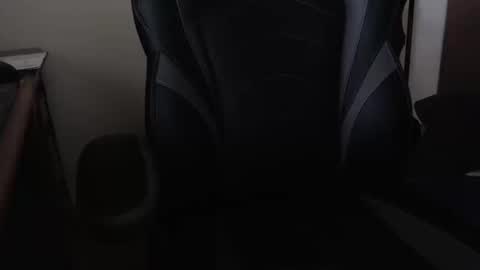 Snapshot of goodking999 chatting on 10-10-25, 09:14 goodking999 online show from 10-10-25, 09:14