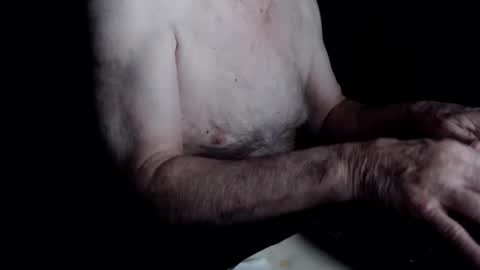 Snapshot of goodking999 chatting on 03-25-26, 03:56 goodking999 online show from 03-25-26, 03:56