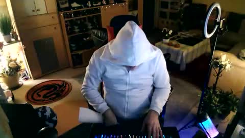 google5001 online show from 09-27-25, 06:35