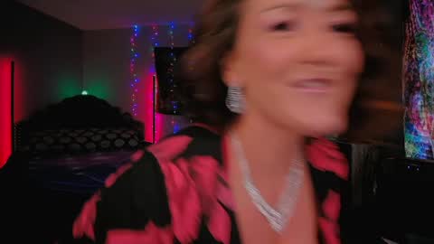 gooner_girl online show from 12-18-24, 05:52