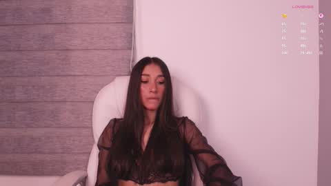 Snapshot of gorgeous_brunette chatting on 02-13-26, 09:05 Rose online show from 02-13-26, 09:05